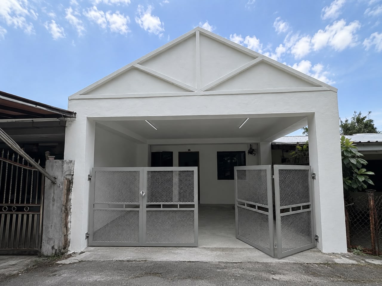 Rumah selepas renovasi di Taman Sungai Besi Indah