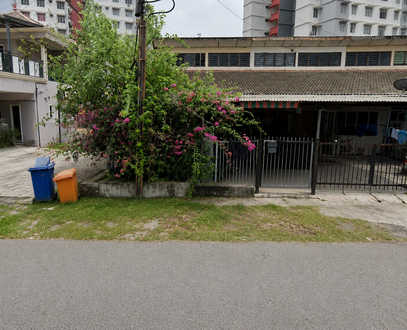 Rumah sebelum baik pulih di Taman Petaling Indah